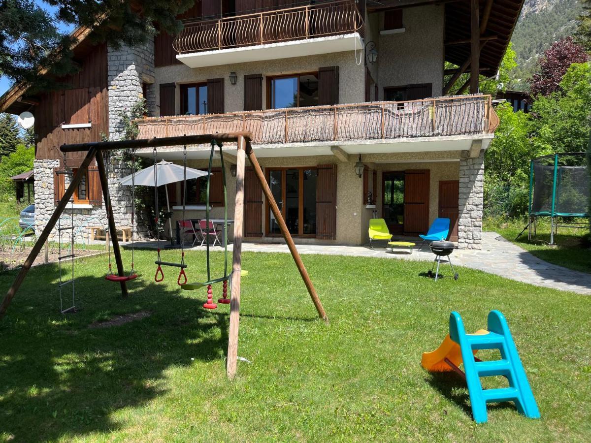 Appartement Rez De Jardin, 2 Chambres/ 4 Personnes, Garage. Briancon  Exterior photo